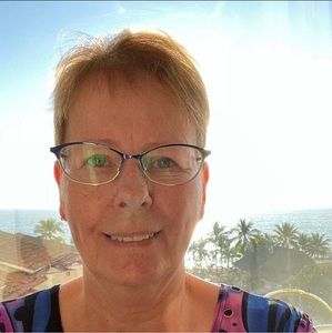 Meet your Posher, Janey